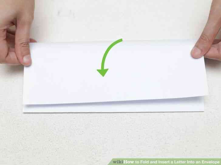 Image intitulée Plier et Insérer une Lettre Dans une Enveloppe à l